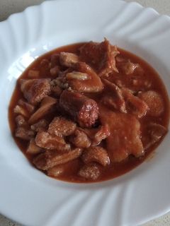 Una foto de Callos con chorizo