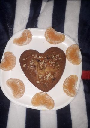 A picture of Semolina orange cake.