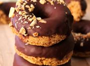 Una foto de donuts microondas
