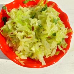 A picture of Cabbage Kachumber .
