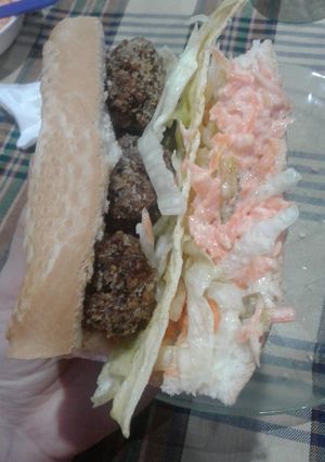 Una foto de Sándwich de albóndigas 😍