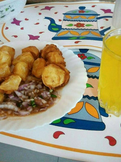 A picture of Deep fried potatoes.