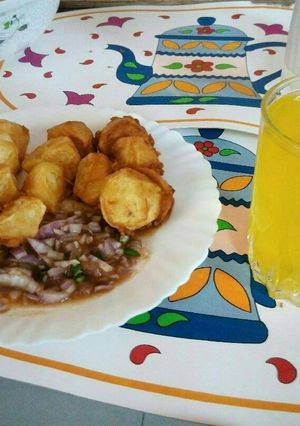 A picture of Deep fried potatoes.