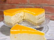 Una foto de mango con queso crema