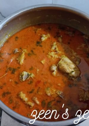 A picture of Dahi Chicken.