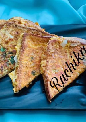 A picture of Cheesy Masala French Toast.