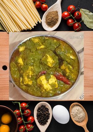 A picture of Palak Paneer.
