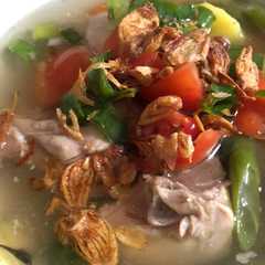 A picture of Sop Ayam Pak Min Klaten.