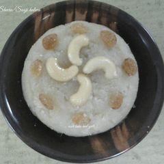 Sheera/Sooji halwa A picture of Sheera/Sooji halwa.