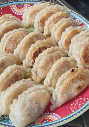 Foto resep Pierogi Polandia isi kentang keju & daging