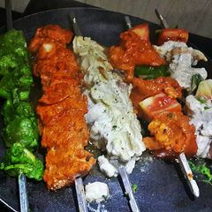 Chicken Tikka in Three Way A picture of Chicken Tikka in Three Way.