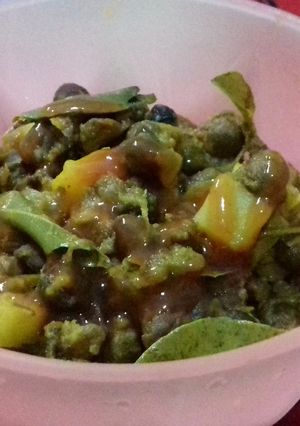 A picture of Black Chana Chat.
