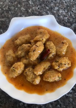 રસિયા ઢોકળા (Rasiya Dhokla recipe in Gujarati) રેસીપી મુખ્ય ફોટો