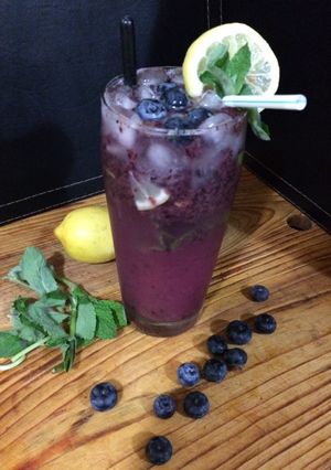Una foto de Mojito de arándanos 🍹