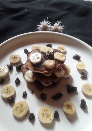 A picture of Banana and nutella pancake.