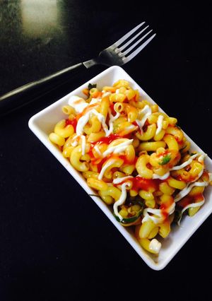 A picture of Spicy macroni.