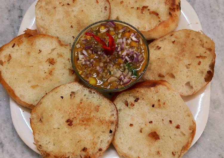 Recipe of Homemade Garlic bread and ghugni