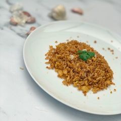 A picture of Garlic Fried (Brown) Rice.