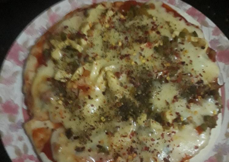 Recipe of Any-night-of-the-week ONION  CAPSICUM  double  cheese  pizza without oven
