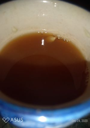 આદુ તુલસીનો ઉકાળો રેસીપી મુખ્ય ફોટો