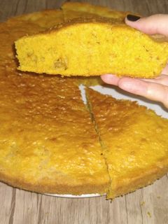 عکسی از دستور کیک هویج زعفرانی