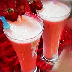 A picture of Strawberry Smoothie.