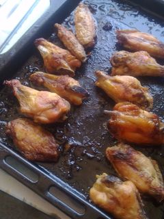 Una foto de Alas de pollo borrachas