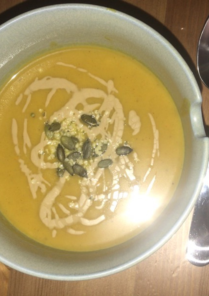 Una foto de Crema de Calabaza al curry