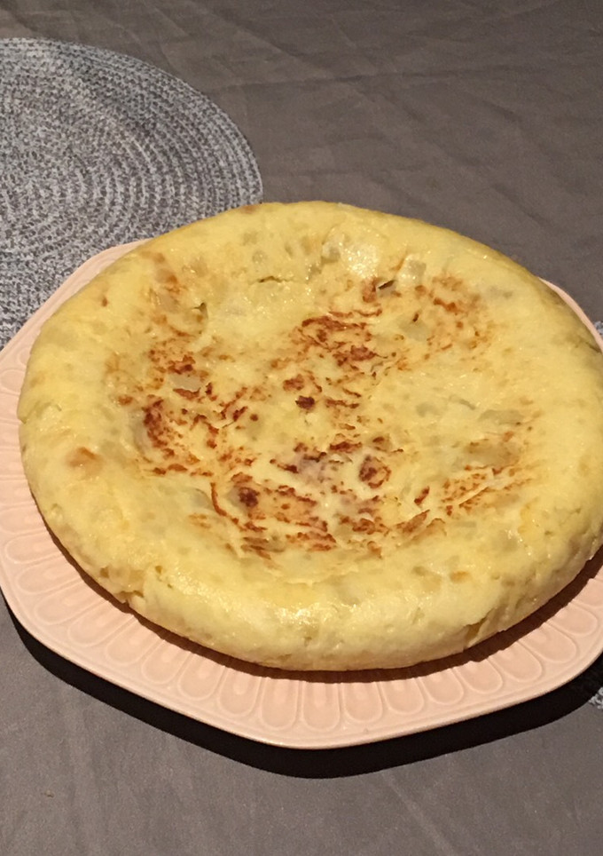 Una foto de Tortilla de patata con cebolla