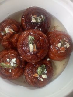 கோதுமை ஜாமுன் (Kothumai jamun recipe in tamil) செய்முறை முக்கிய புகைப்படம்