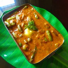 A picture of Tindoora Butter Masala.