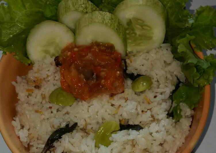 Nasi liwet sederhana dan anti ribet