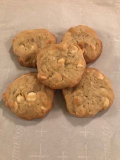 A picture of White Chocolate Orange Cookies.