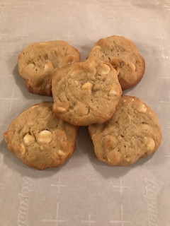 A picture of White Chocolate Orange Cookies.