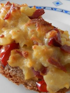 Una foto de Crema de tortilla con jamón