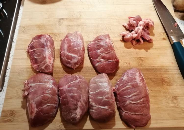 Step-by-Step Guide to Prepare Perfect Pork Cheeks Stew