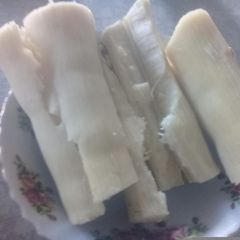 A picture of Cassava.
