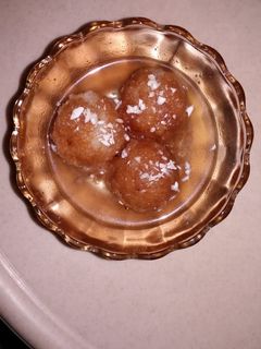 रव्याचे गुलाबजाम (GULAB JAMUN RECIPE IN MARATHI) रेसिपी चे मुख्य फोटो