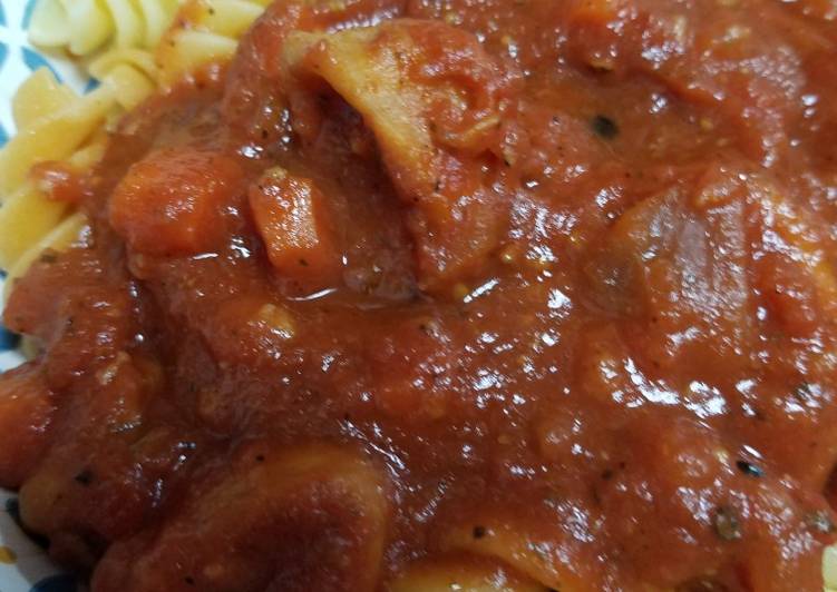 Recipe of Homemade Stewed Calamari in Tomato Sauce