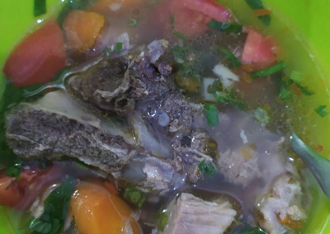 Sop iga sapi rempah