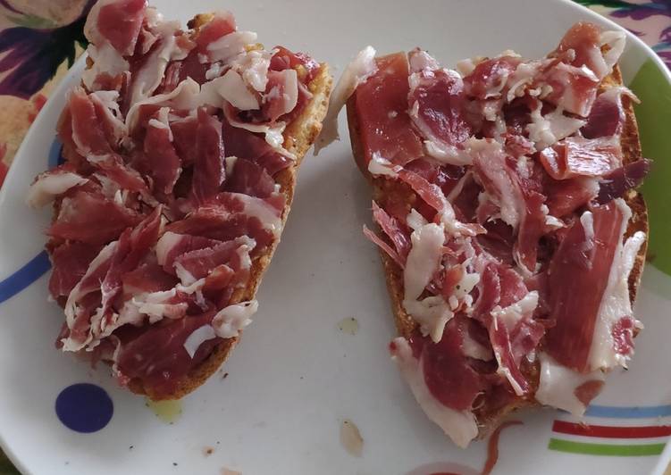 Pan Tumaca
