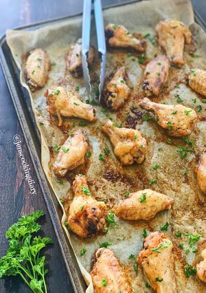 A picture of Salt and Pepper Baked Chicken Wings.
