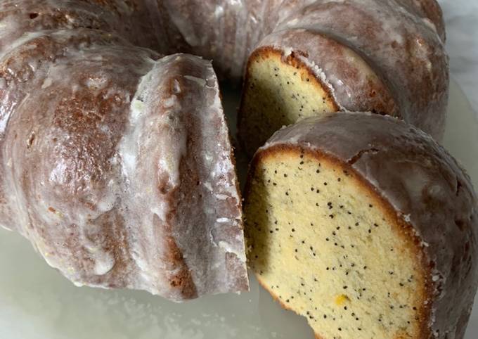 Recipe of Super Quick Homemade Old-Fashioned Glazed Lemon Bundt Cake