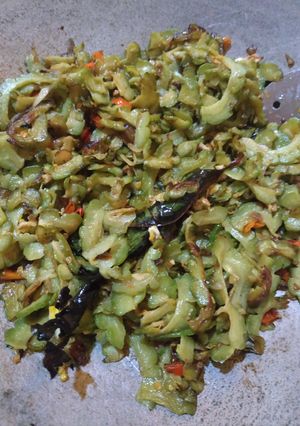 Foto resep Oseng pare pahit