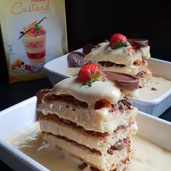 A picture of Chocolate crunch layer cake.