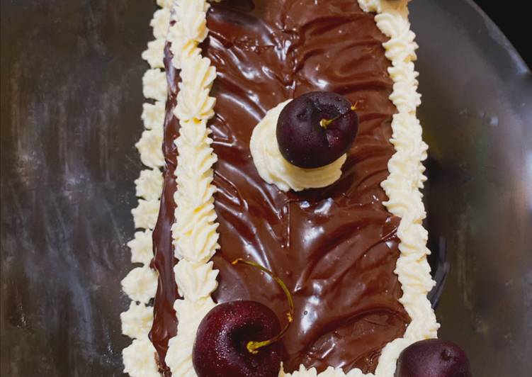 Plum Chocolate cake