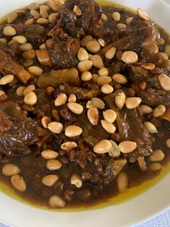 Una foto de Estofado de cordero dulce (المروزية)