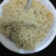 A picture of Noodles.