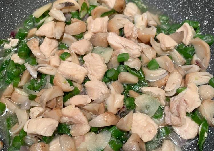 Bagaimana Menyiapkan Diet 1# Tumis ayam jamur buncis Anti Gagal