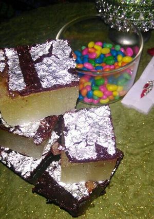A picture of Petha chocolate barfi.